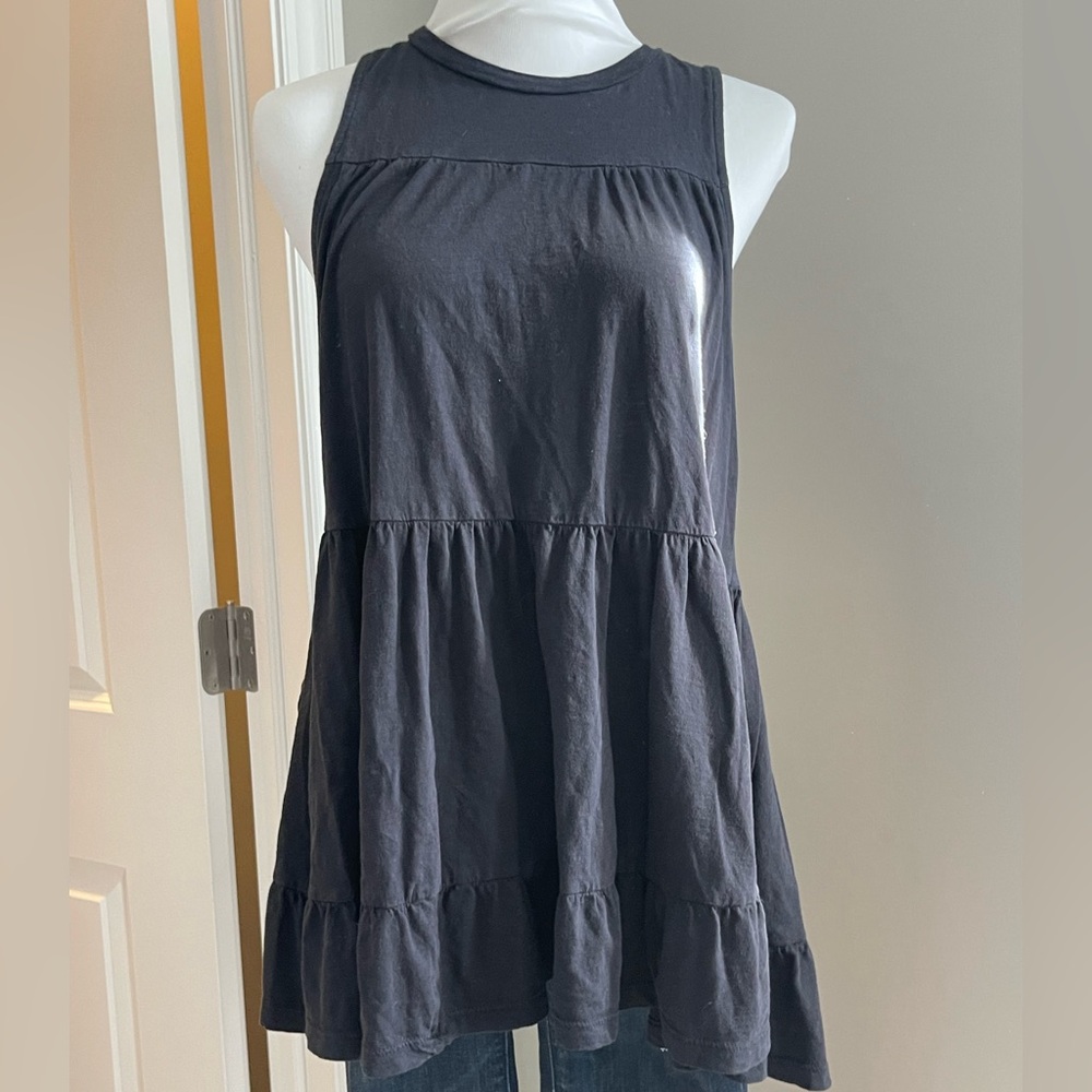 Anthropologie Black Sleeveless Tiered Tank Size Small